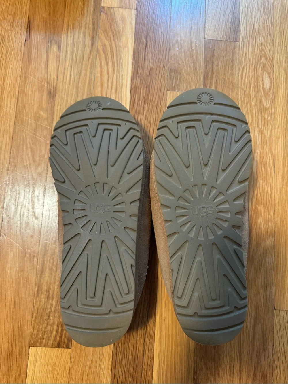 UGG men’s tasman